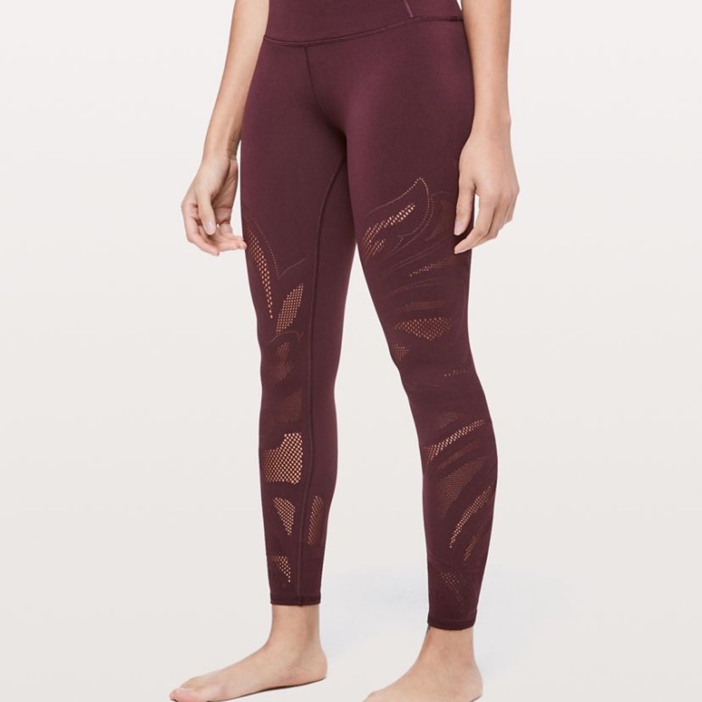 NWT LULULEMON REVEAL TIGHT